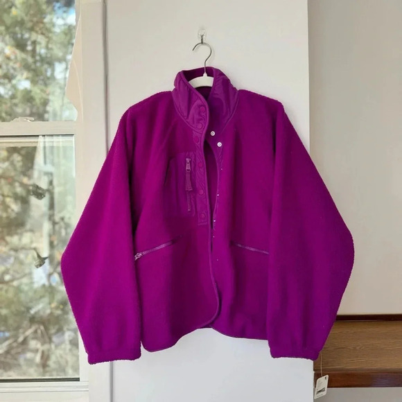 New Free People Hit The Slopes Fleece Jacket in Purple Bomber FP Movement - Picture 6 of 13